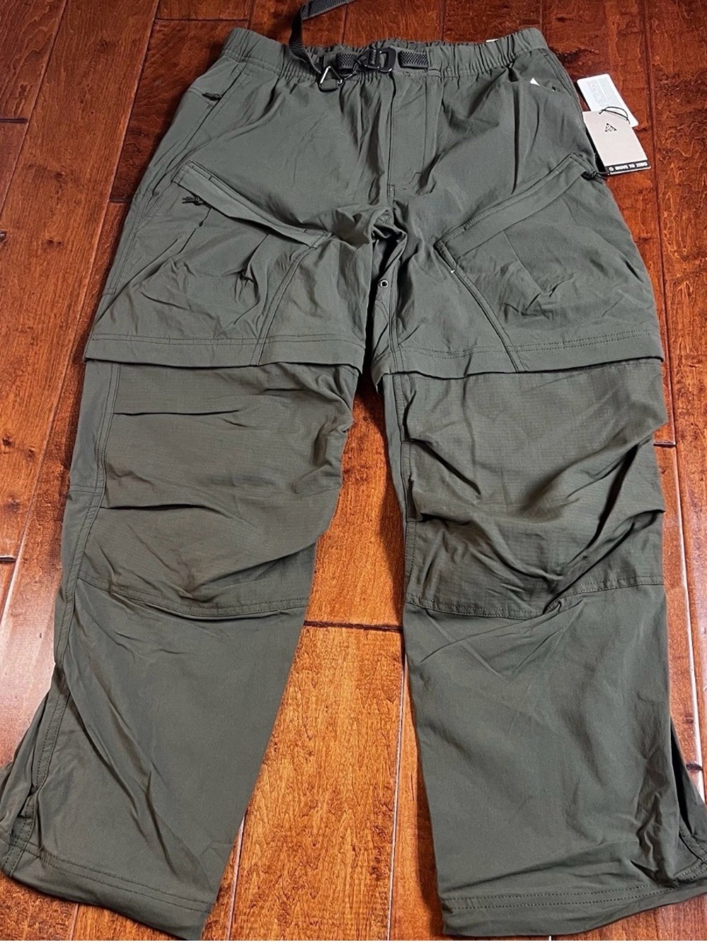 Nike ACG Olive Convertible Cargo Pants with Belt - Picture 4 of 6